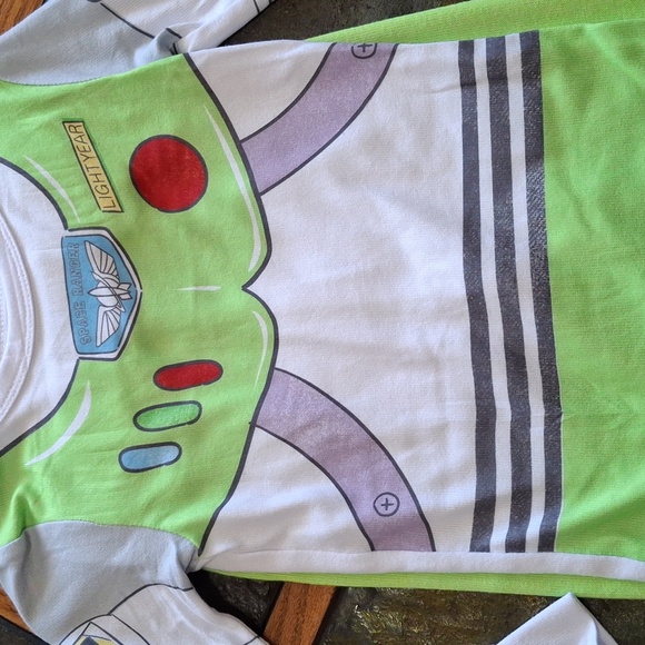 Buzz Lightyear Kids Pajama Set - Picture 2 of 4